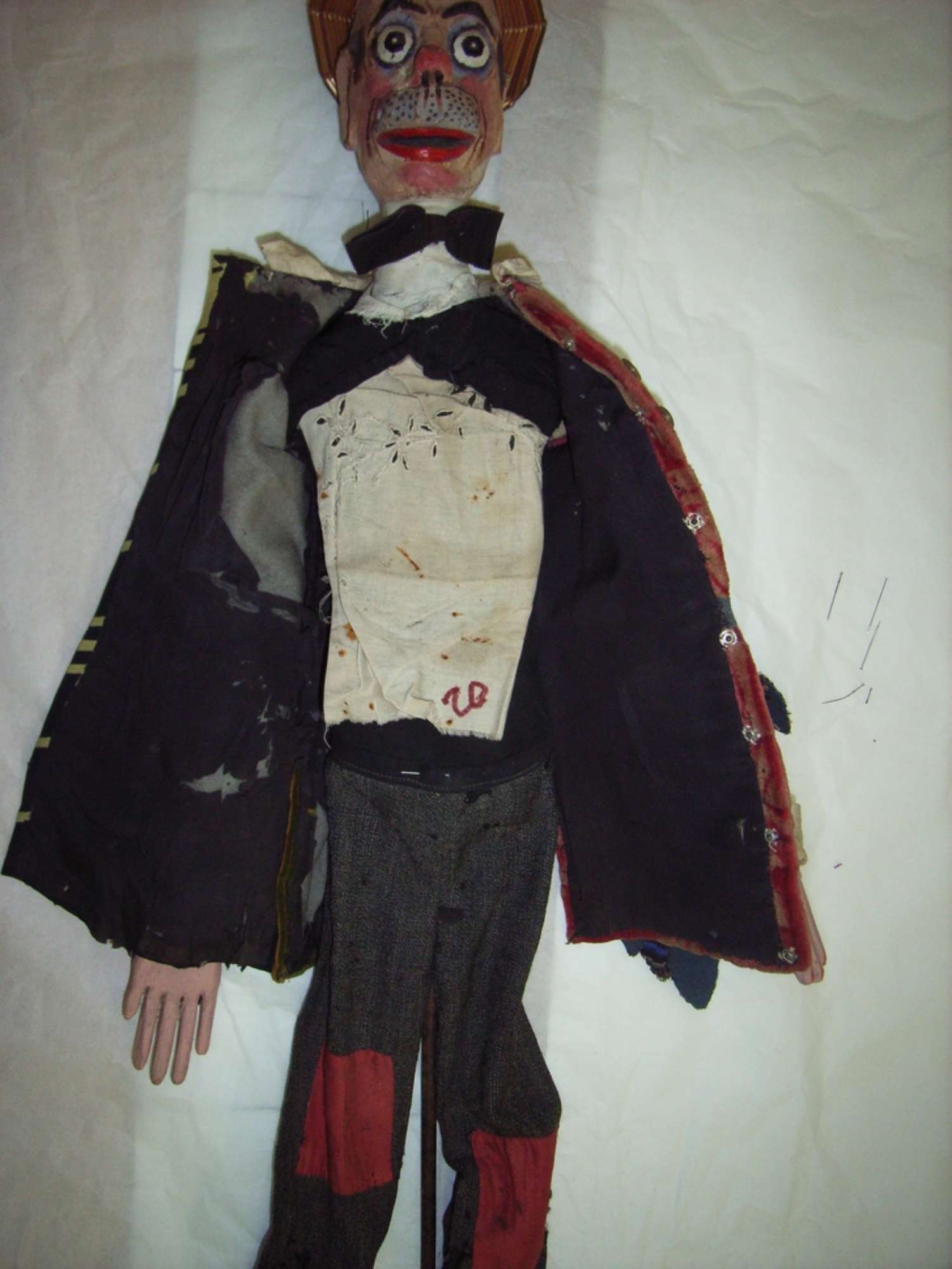 Bavero prima del restauro